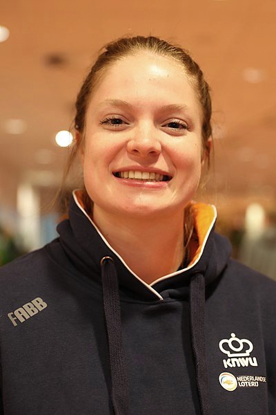 Steffie van der Peet